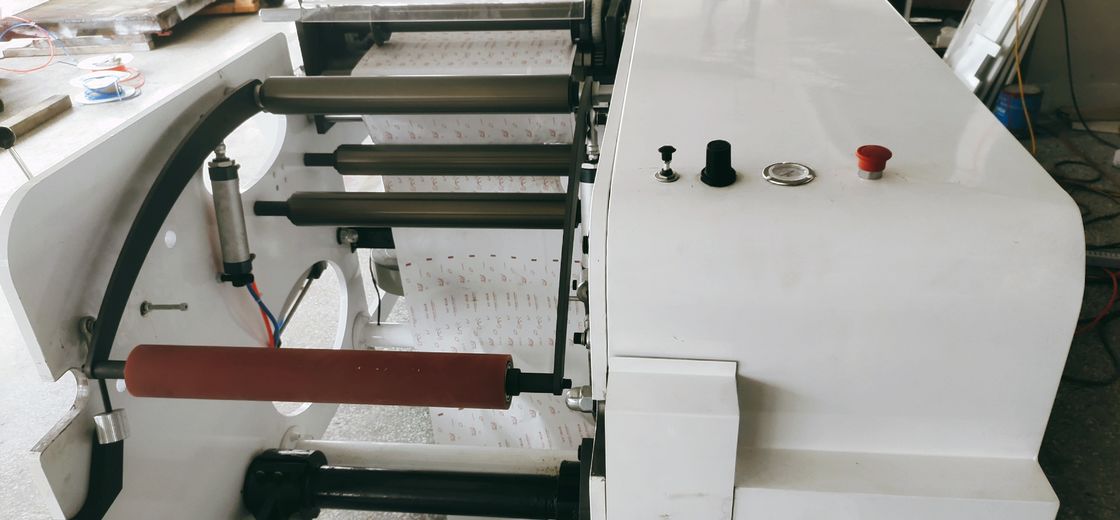 آلة طباعة 4 ألوان بالأشعة فوق البنفسجية أوتوماتيكية ، آلة طباعة الرسومات فليكسو رقائق الألومنيوم